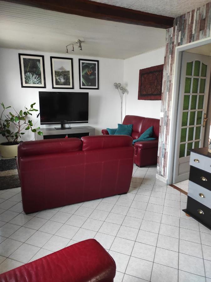 Maison De Village Avec Exterieur * Oysonville