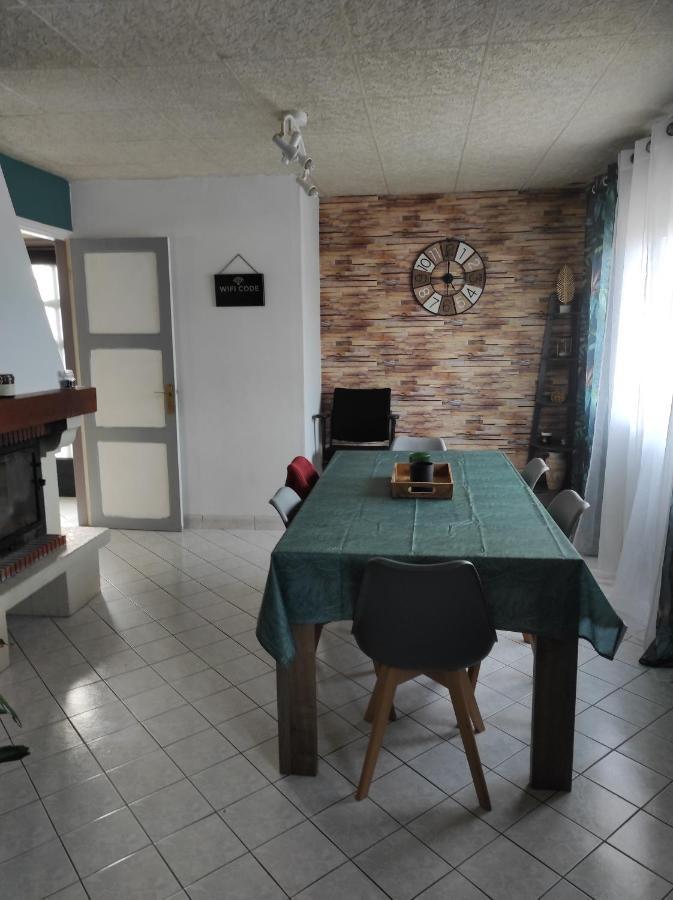 Maison De Village Avec Exterieur